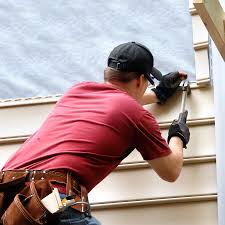 Best Engineered Wood Siding  in Lauderdale Lakes, WI